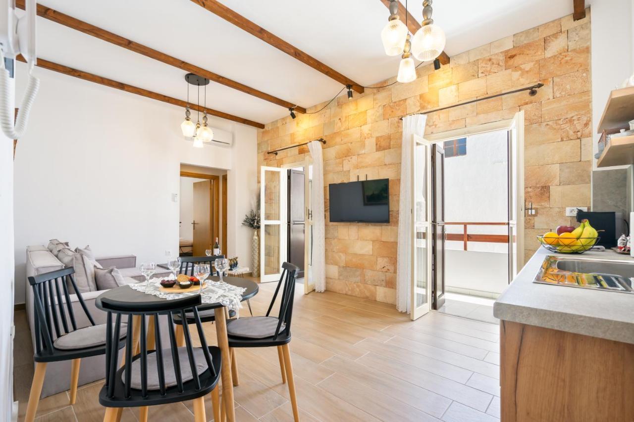Medieval Poem Apartament